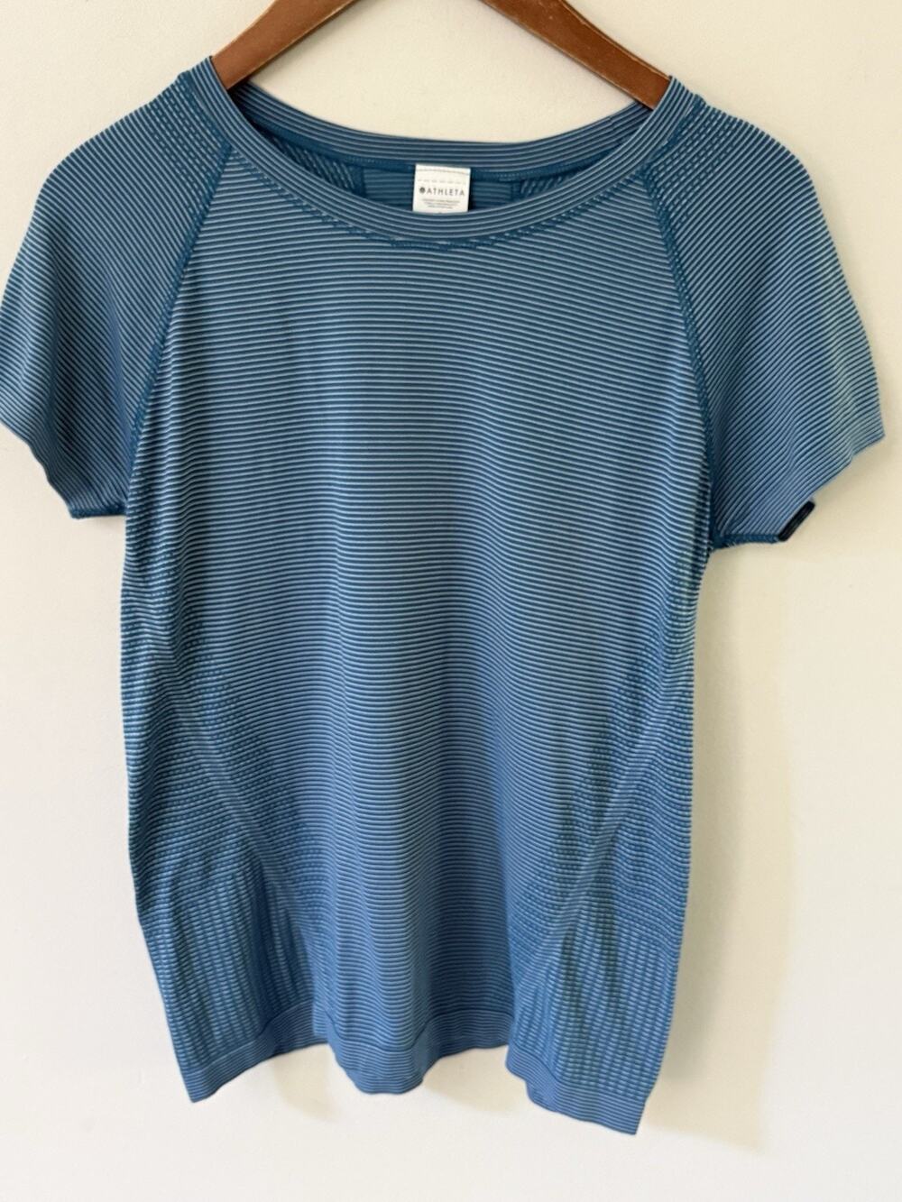 Athleta Womens Blue Green Striped Top Shirt Womens Small Short Sleeve Sportswear